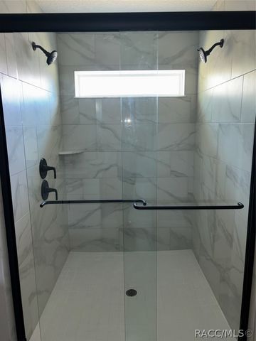 9179 N Commodore Drive, Dunnellon, FL 34434