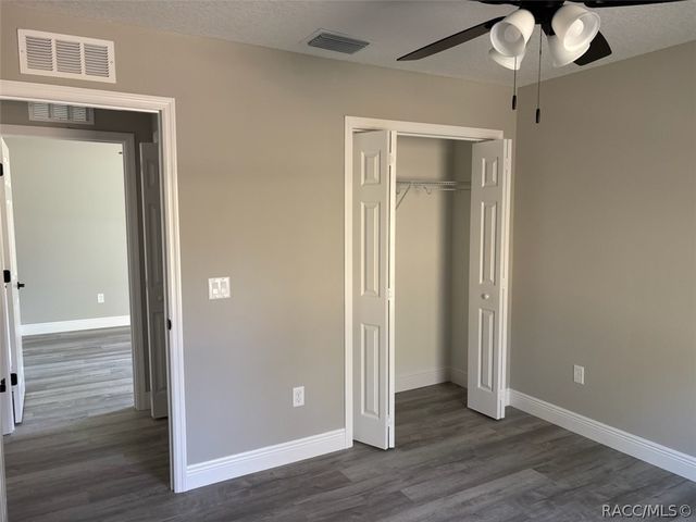 9179 N Commodore Drive, Dunnellon, FL 34434