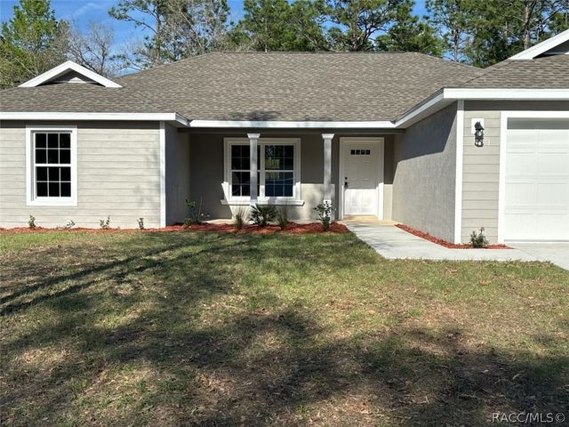 9179 N Commodore Drive, Dunnellon, FL 34434