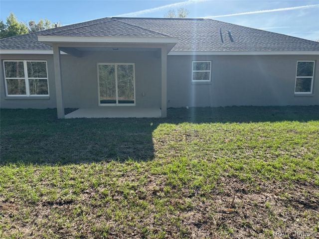 9179 N Commodore Drive, Dunnellon, FL 34434