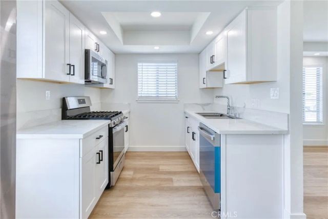 320 W Truslow Avenue D, Fullerton, CA 92832