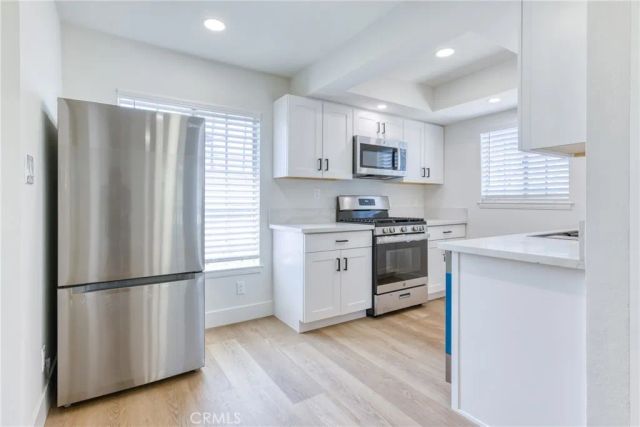 320 W Truslow Avenue D, Fullerton, CA 92832