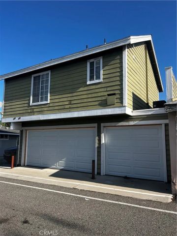 320 W Truslow Avenue D, Fullerton, CA 92832