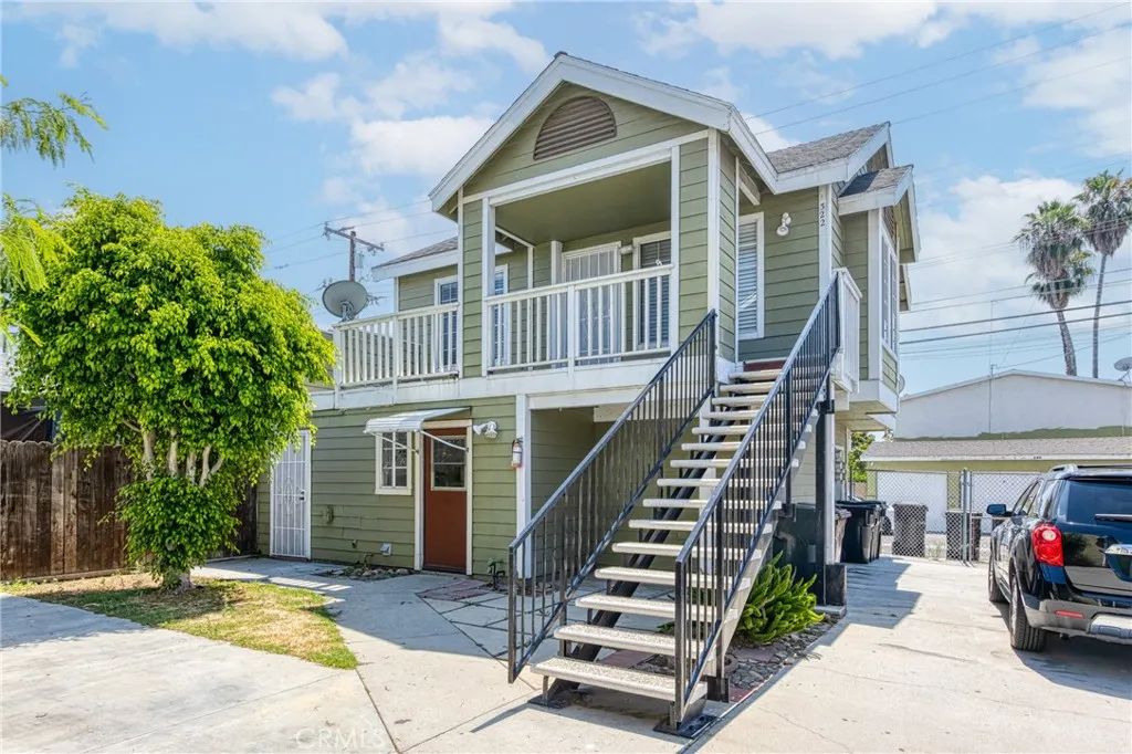 320 W Truslow Avenue D, Fullerton, CA 92832