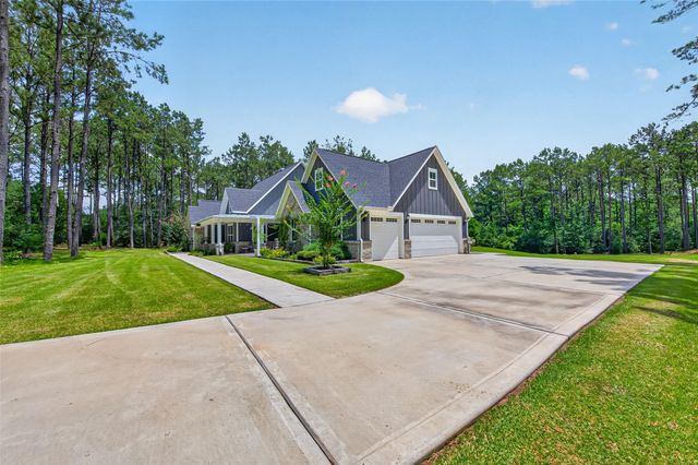 10915 Ruger Road, Willis, TX 77378
