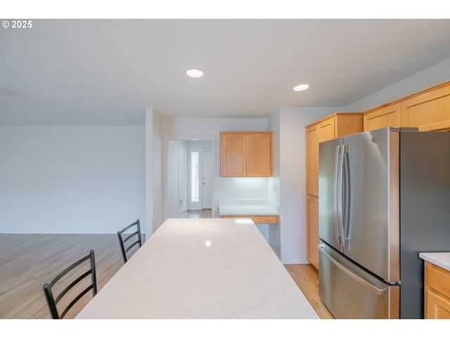 1851 COUGAR Ave, Albany, OR 97321