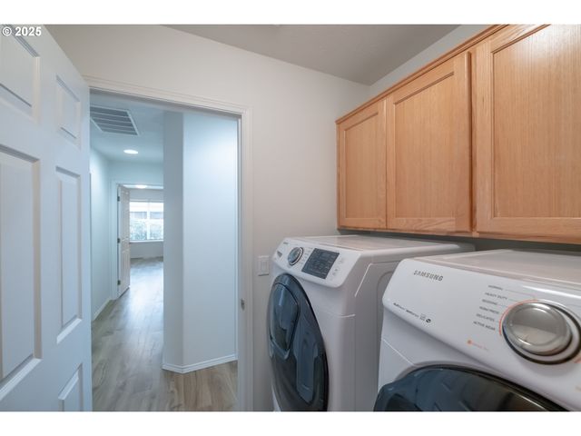 1851 COUGAR Ave, Albany, OR 97321