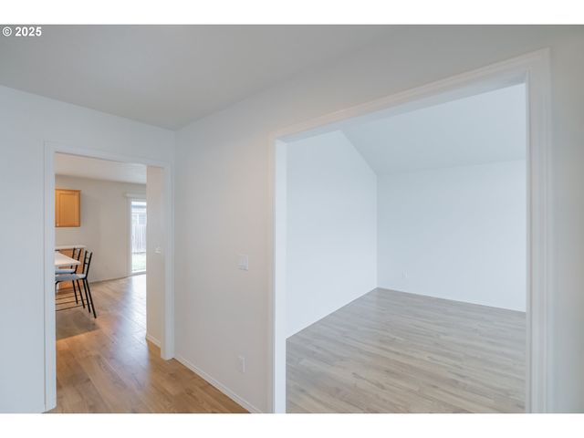 1851 COUGAR Ave, Albany, OR 97321