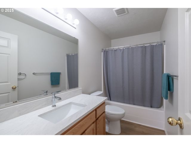 1851 COUGAR Ave, Albany, OR 97321