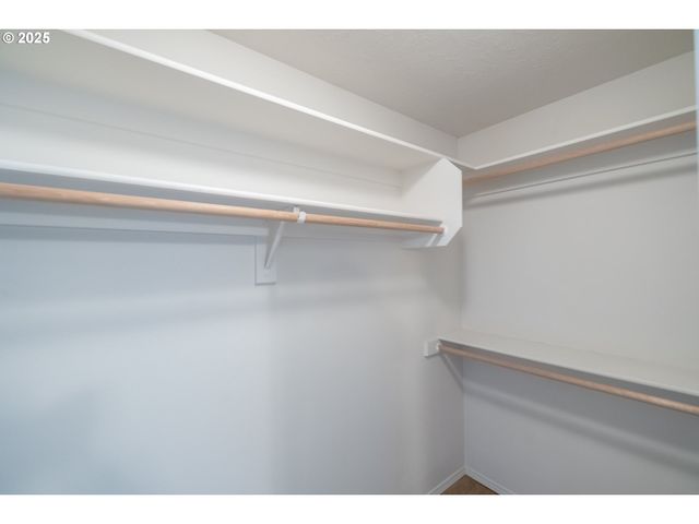 1851 COUGAR Ave, Albany, OR 97321