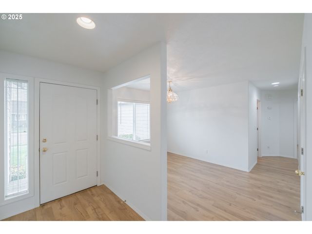 1851 COUGAR Ave, Albany, OR 97321