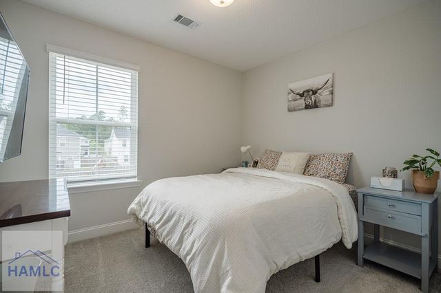 890 Grayson Avenue, Hinesville, GA 31313