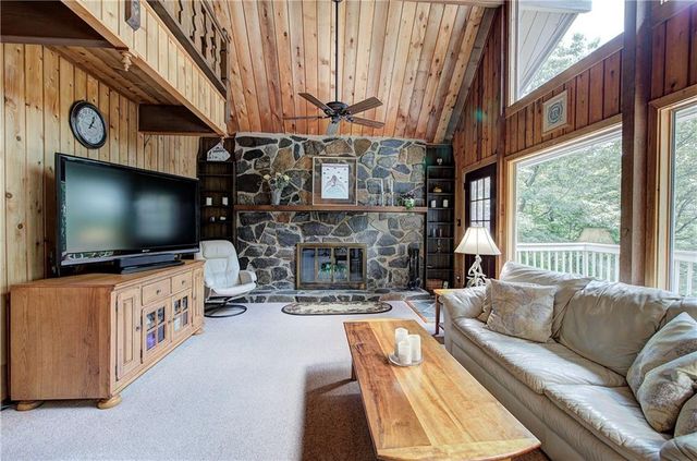 1467 Little Hendricks Mountain Road, Jasper, GA 30143