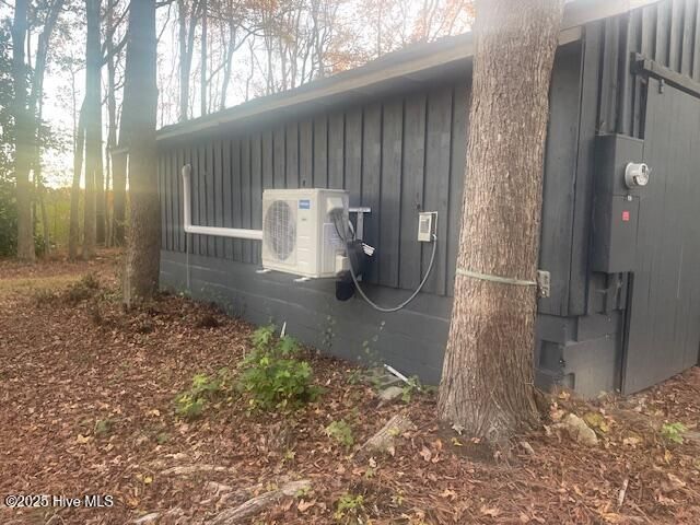 1890 Oneal Road, Whitakers, NC 27891