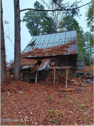 1890 Oneal Road, Whitakers, NC 27891