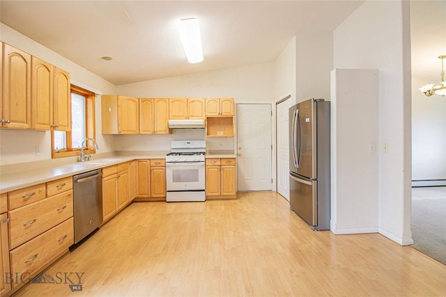 3700 Sheridan, Butte, MT 59701