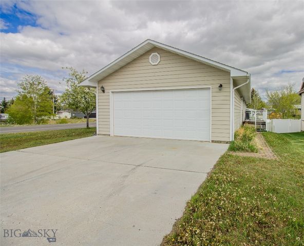 3700 Sheridan, Butte, MT 59701