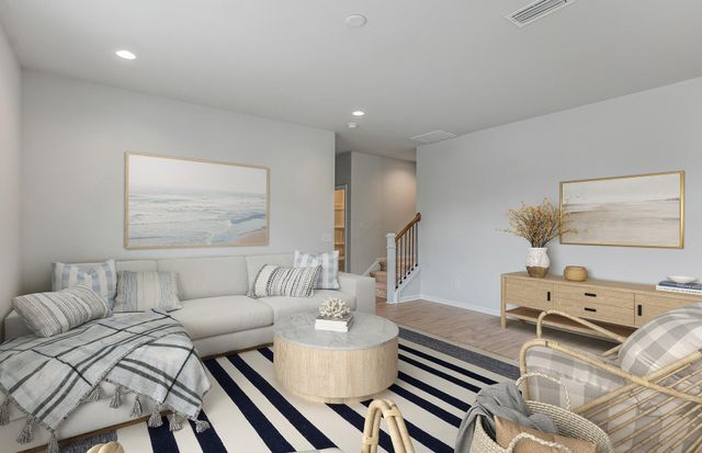 799 Meadowbrook Lane, Summerville, SC 29483