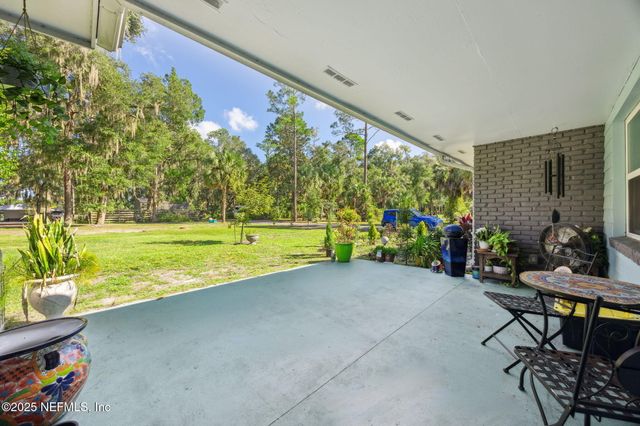 121 HERJA ACRE Lane, Palatka, FL 32177