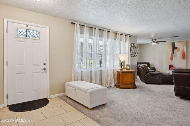 121 HERJA ACRE Lane, Palatka, FL 32177