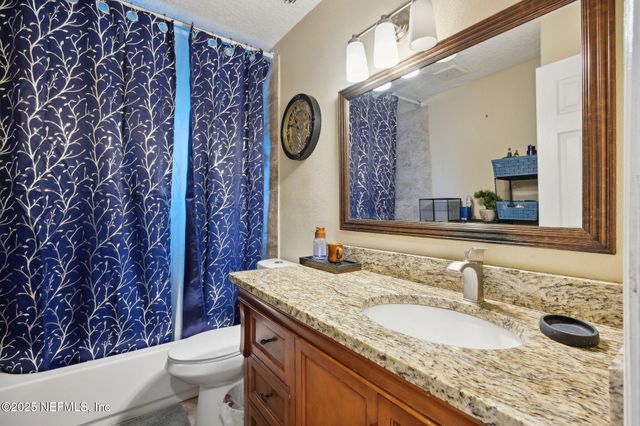 121 HERJA ACRE Lane, Palatka, FL 32177