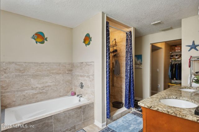 121 HERJA ACRE Lane, Palatka, FL 32177