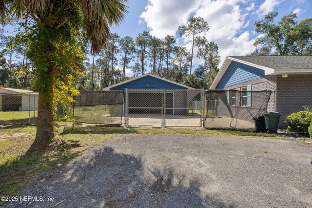 121 HERJA ACRE Lane, Palatka, FL 32177