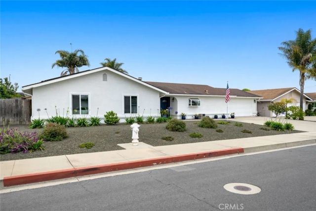 1520 Baden Avenue, Grover Beach, CA 93433