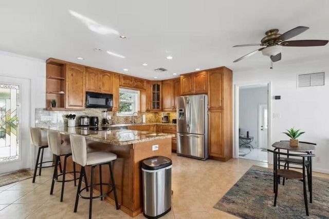 1925 NE 29th Ct, Fort Lauderdale, FL 33306