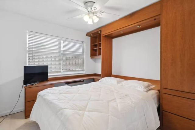 1925 NE 29th Ct, Fort Lauderdale, FL 33306