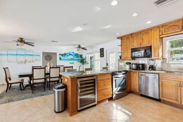 1925 NE 29th Ct, Fort Lauderdale, FL 33306