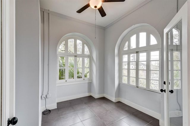 2700 Albany Street 3B, Houston, TX 77006
