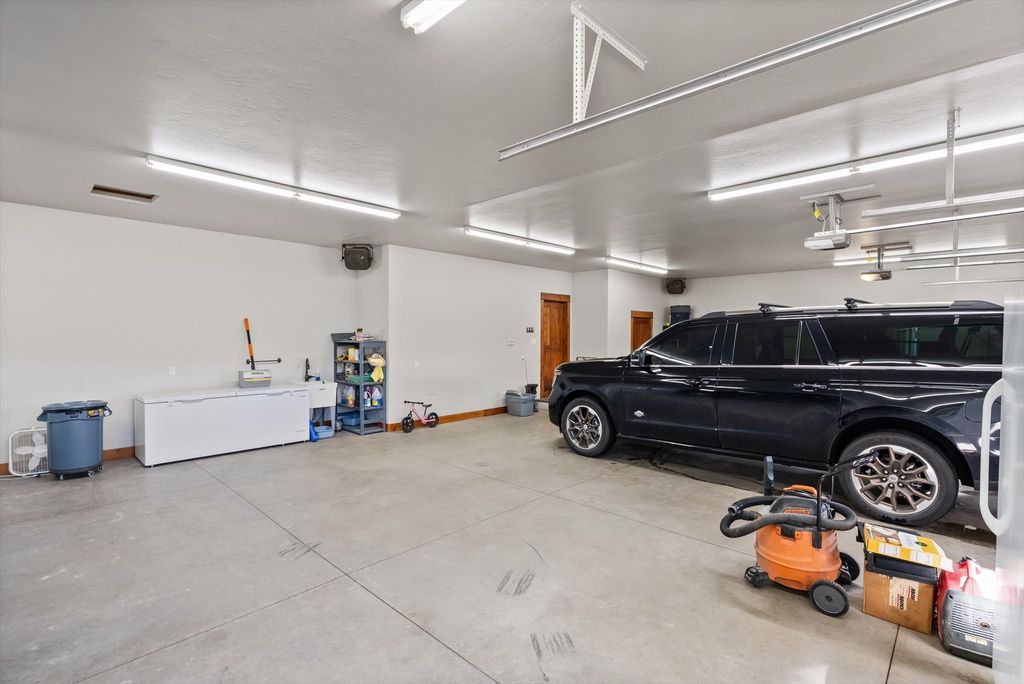 645 W Valley Drive, Kalispell, MT 59901 photo 111