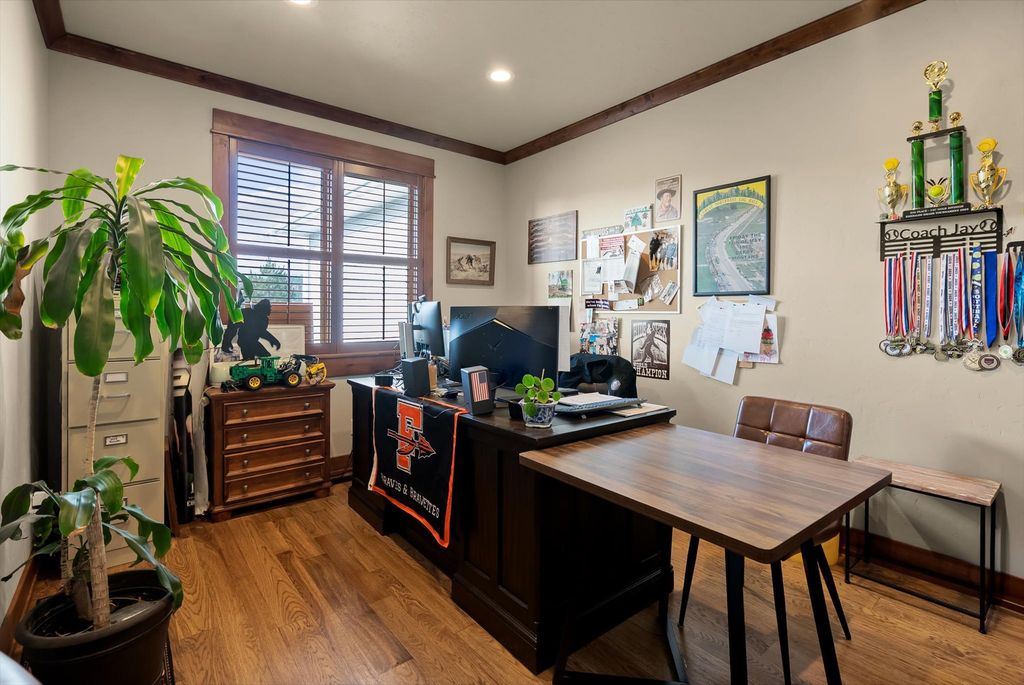 645 W Valley Drive, Kalispell, MT 59901 photo 20