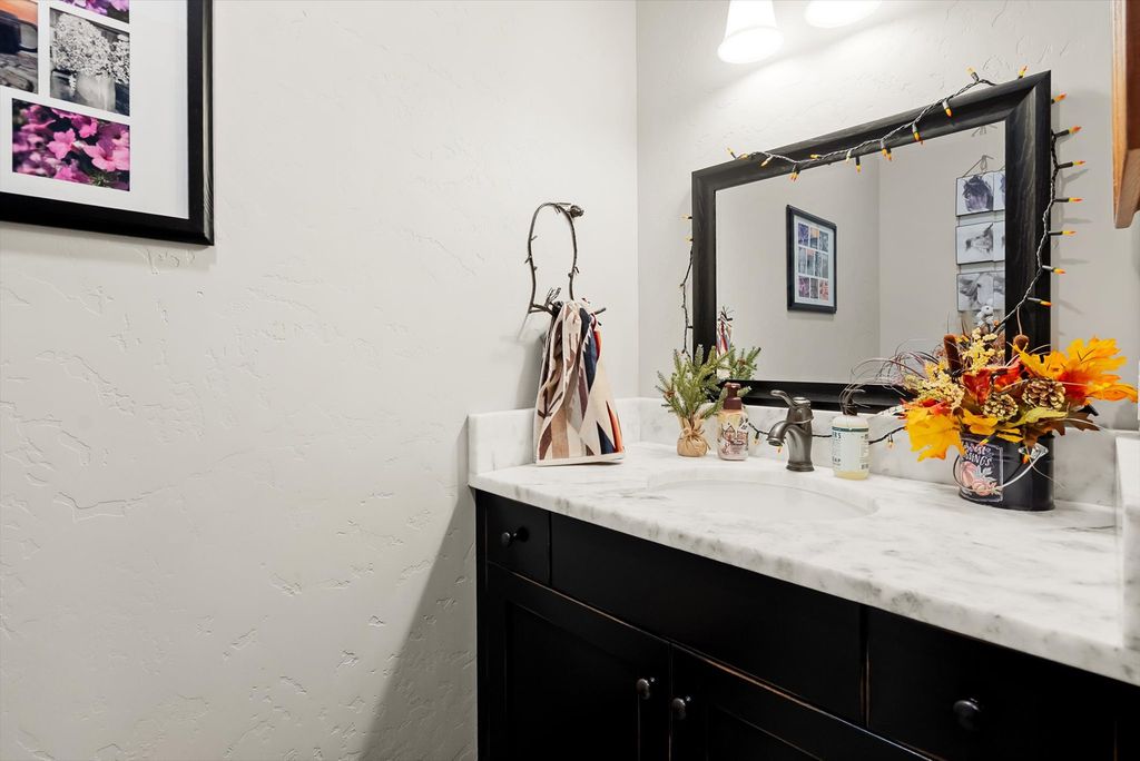 645 W Valley Drive, Kalispell, MT 59901 photo 24