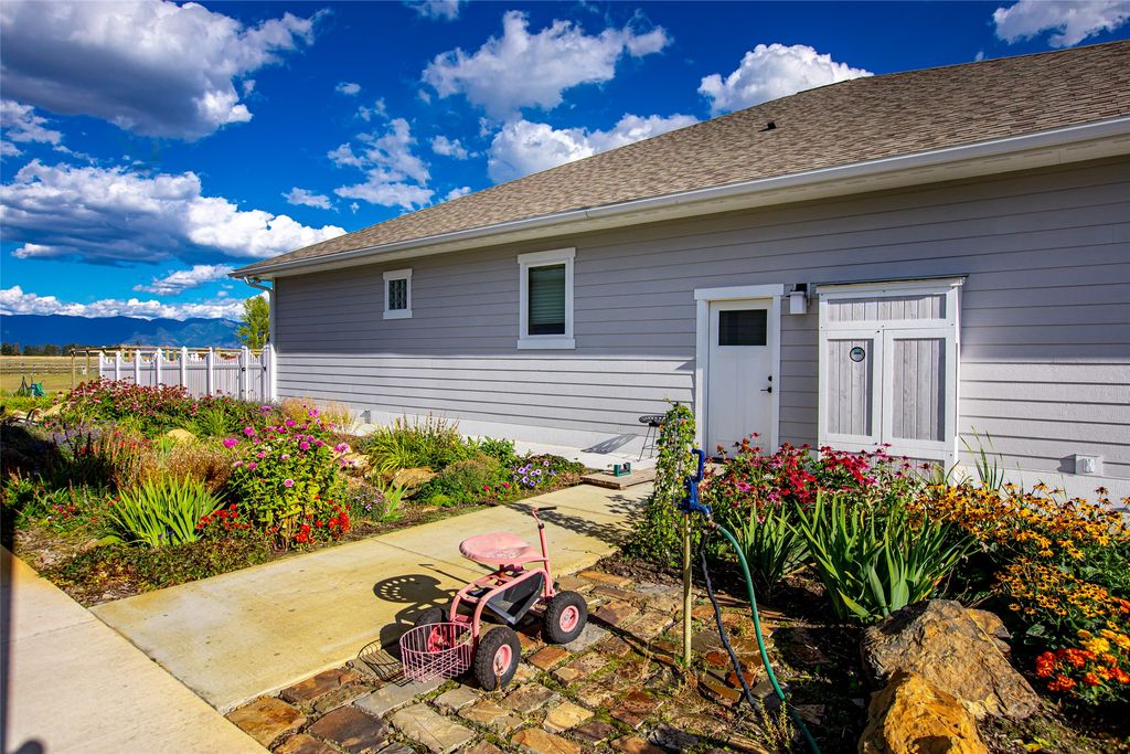 645 W Valley Drive, Kalispell, MT 59901 photo 37