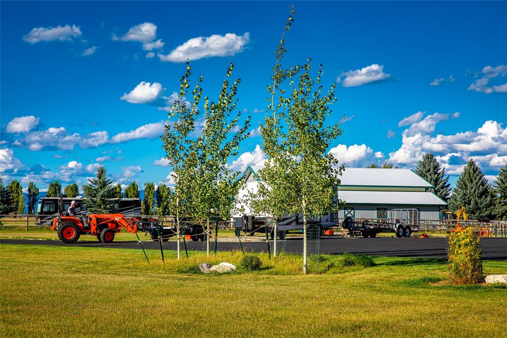 645 W Valley Drive, Kalispell, MT 59901 photo 73