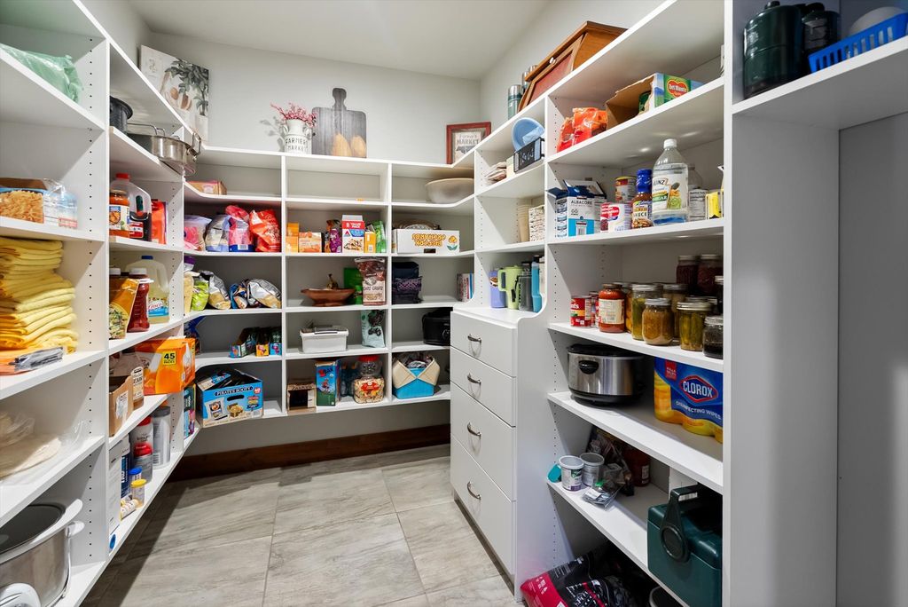 645 W Valley Drive, Kalispell, MT 59901 photo 9