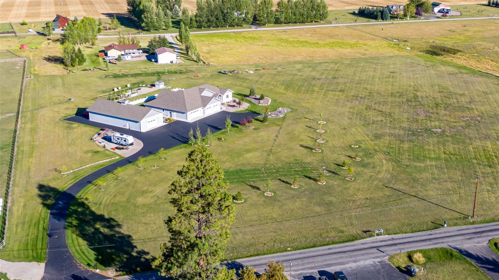 645 W Valley Drive, Kalispell, MT 59901 photo 99