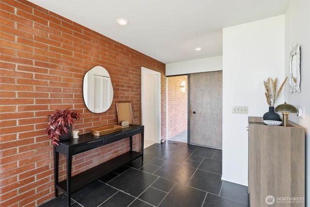 20825 59th Avenue NE, Arlington, WA 98223