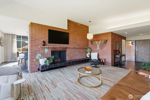 20825 59th Avenue NE, Arlington, WA 98223