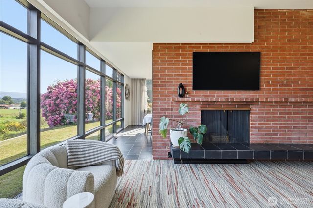20825 59th Avenue NE, Arlington, WA 98223