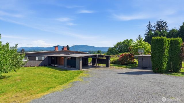 20825 59th Avenue NE, Arlington, WA 98223