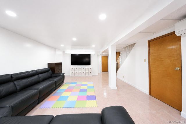 1432 70th Street, Brooklyn, NY 11228
