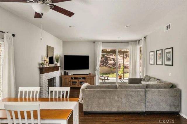 1160 Vista Lomas, Corona, CA 92882