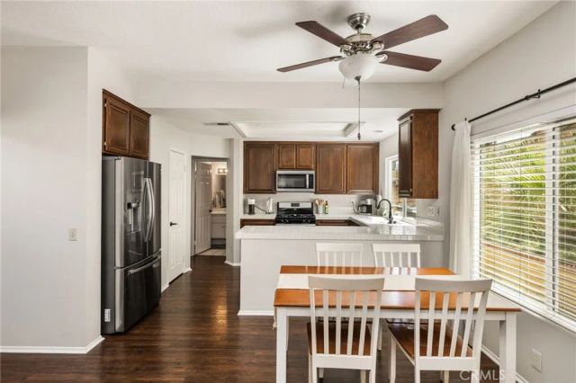 1160 Vista Lomas, Corona, CA 92882