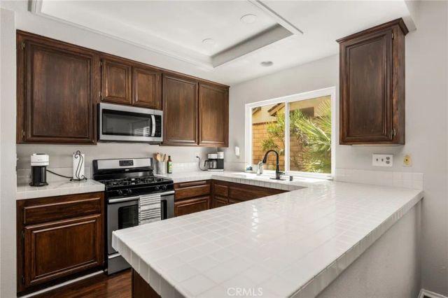 1160 Vista Lomas, Corona, CA 92882