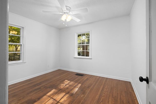 120 SYCAMORE RD, Collierville, TN 38017