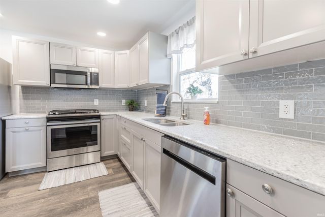 445 Hoing Road, Evansville, IN 47725