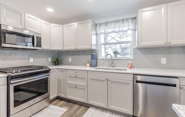 445 Hoing Road, Evansville, IN 47725